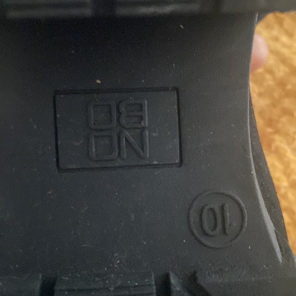 All black wedged boots - Picture 3 of 4